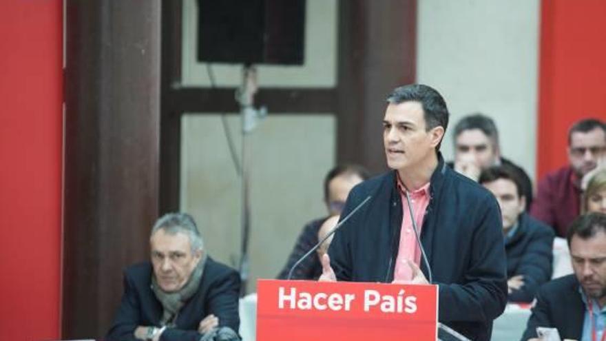 Pedro Sánchez, dirigint-se als membres del Comitè Federal del PSOE.