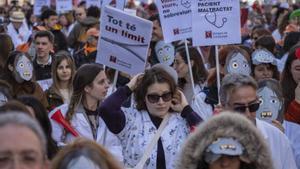 Metges de Catalunya anirà a la vaga i es desmarca de la resta d’Espanya
