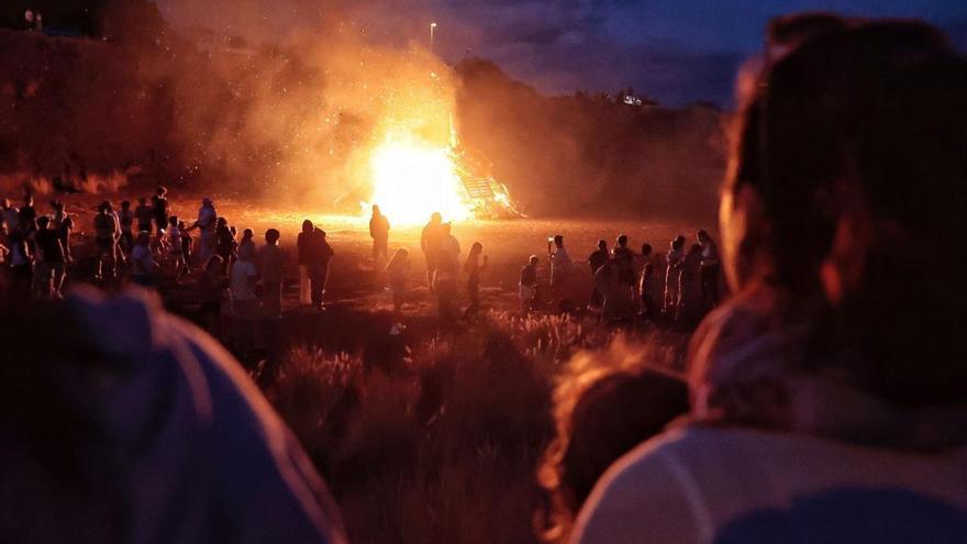 Noche de San Juan 2025: rituales, significado y cómo atraer la buena suerte este 23 de junio