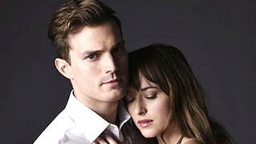 Dornan y Johnson como Christian Grey y Anastasia Steele.