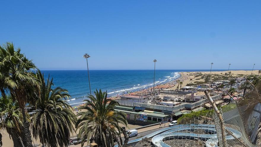 &quot;Un basurero total&quot;: La acalorada reseña de un turista sobre esta playa canaria