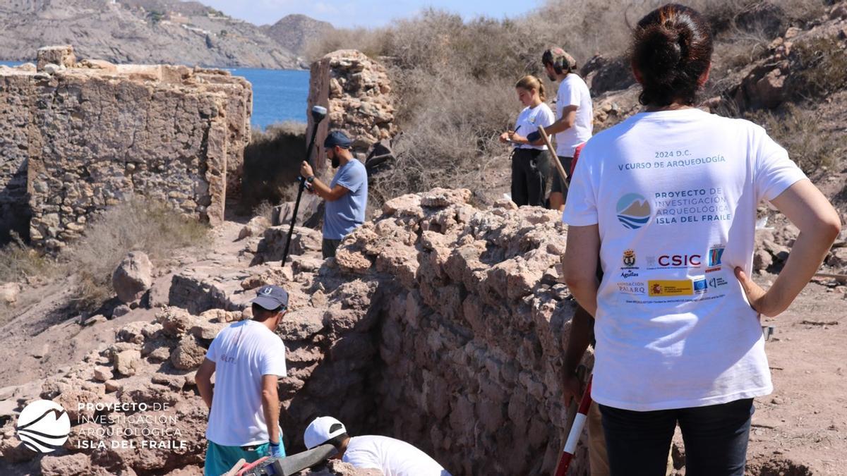 La quinta campaña de excavación ha concluido con hallazgos inesperados.