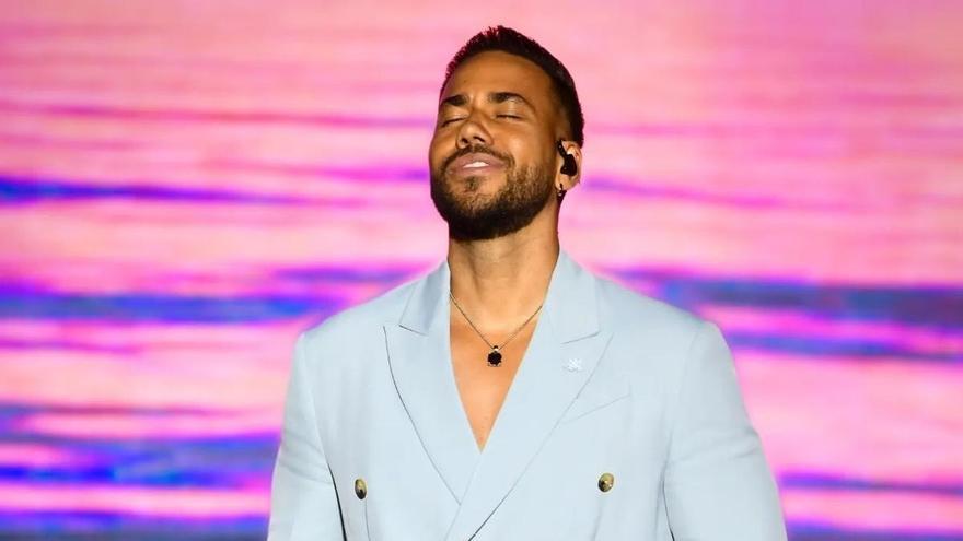 El rey de la bachata, Romeo Santos, actúa en la Feria