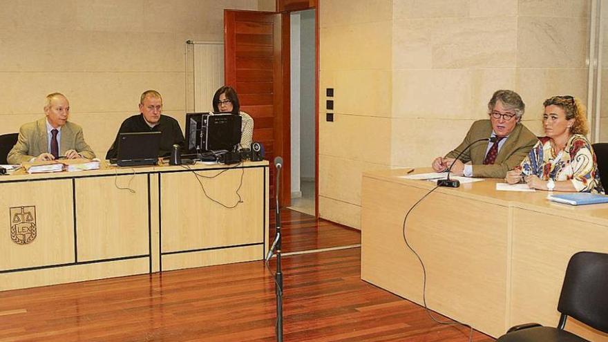 El juicio del &#039;caso Asunta&#039; podría durar más de un mes al proponerse 150 testigos