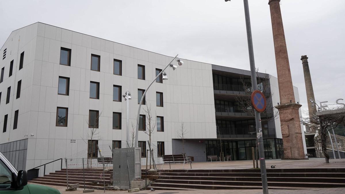 Imatge exterior de la residència, ja acabada