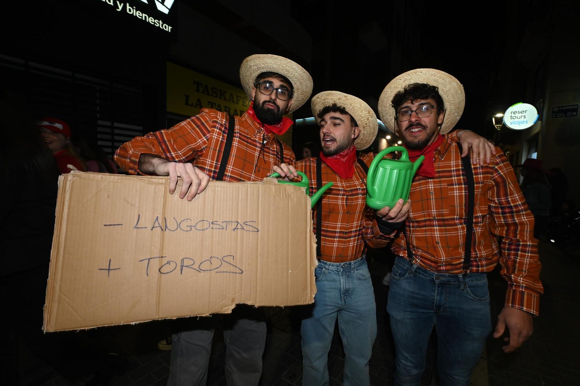 Las fotos del desfile de disfraces del Carnaval de Vila-real