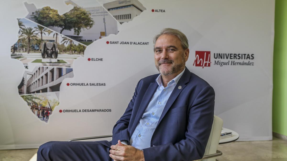 Juan José Ruiz, ingeniero agrónomo y catedrático del Área de Genética de la UMH, fue nombrado rector de la Universidad en el año 2019.