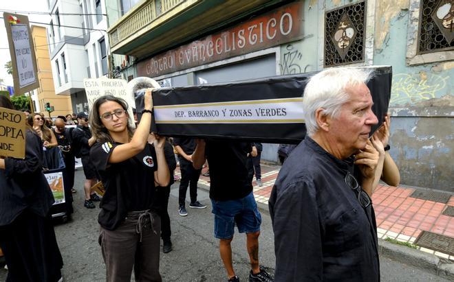 Manifiesto en rechazo a la gentrificación de Guanarteme durante el 'Funeral Jazz'