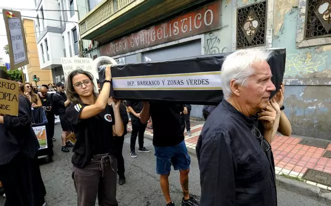 Manifiesto en rechazo a la gentrificación de Guanarteme durante el 'Funeral Jazz'