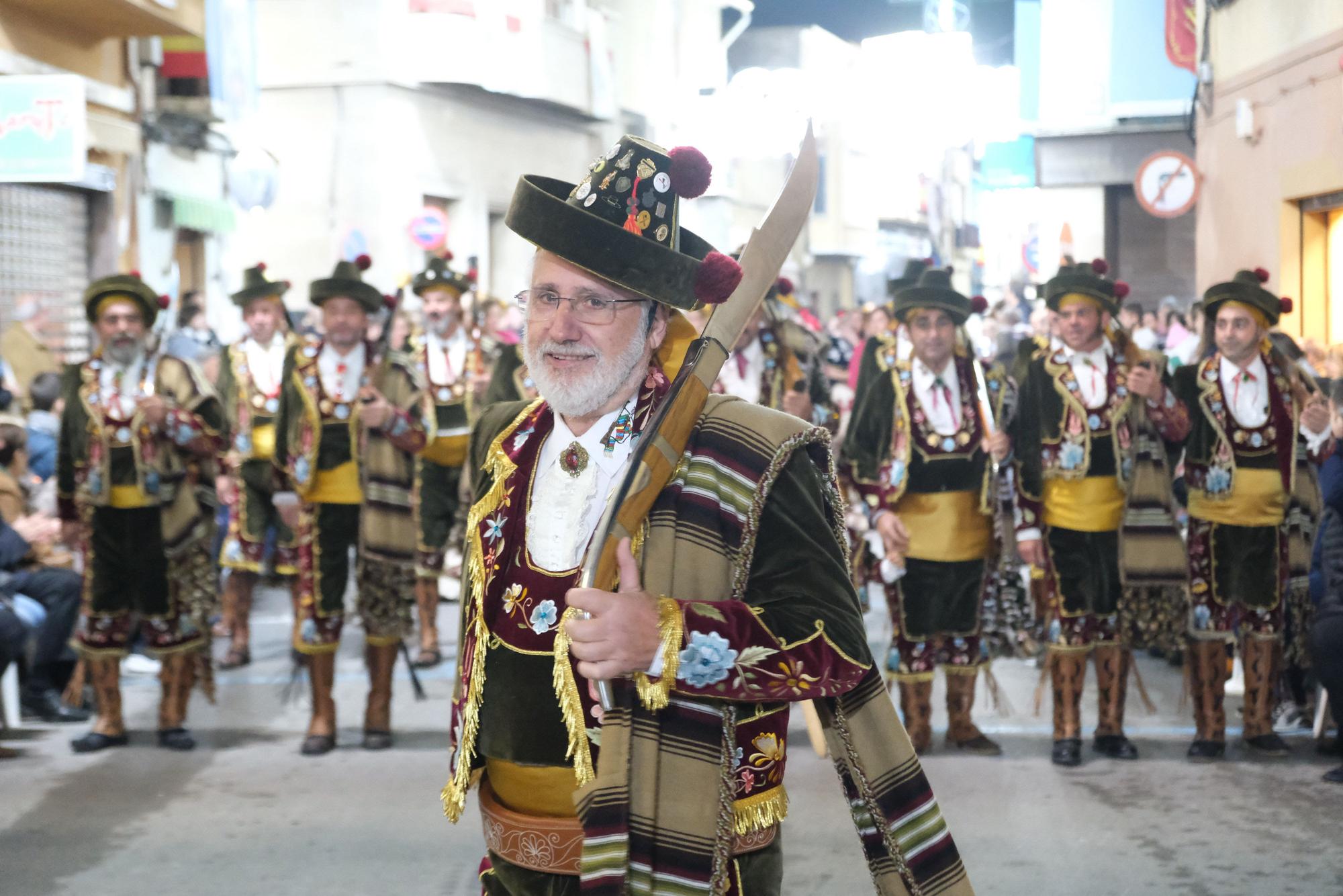 Así ha sido el defile general de comparsas de las fiestas de Moros y Cristianos de Monforte del Cid