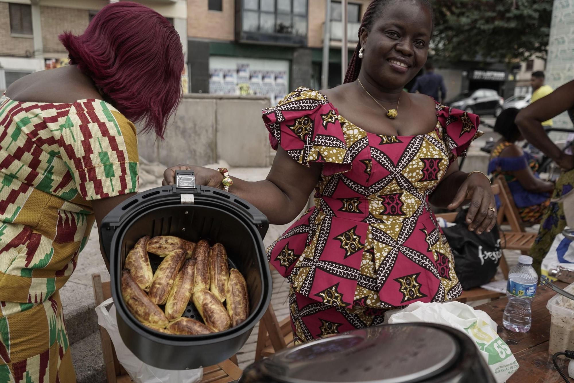 Totes les imatges de la festa solidària de la comunitat de Ghana