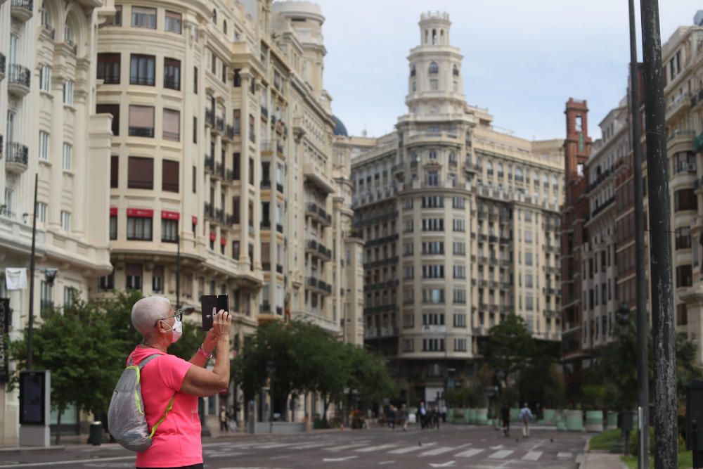 Primer fin de semana desde la peatonalización completa de la Plaza del Ayuntamiento.