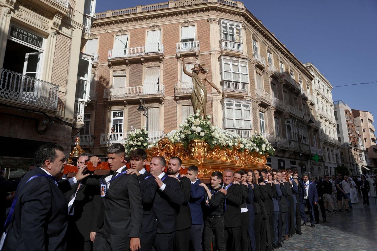 La ciudad portuaria acogió el desfile de forma excepcional, al cumplirse ocho décadas de su primera vez.