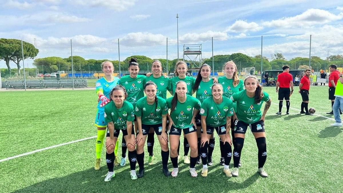 Jugadoras del Sport Extremadura, durante el primer partido de la temporada 23/24.