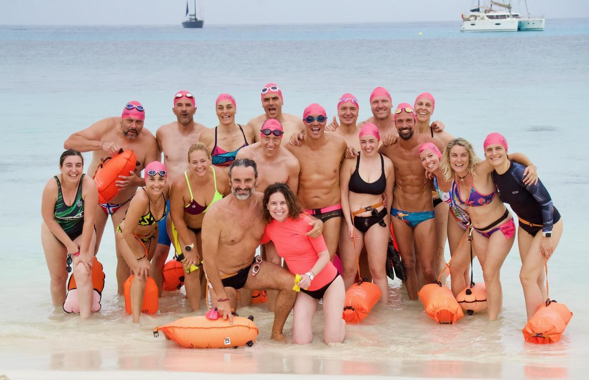 Galería: Vuelta a Formentera nadando contra la Fibrosis Quística Galería: Vuelta a Formentera nadando contra la Fibrosis Quística