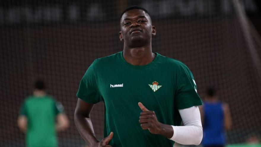 Nzosa no llega a tiempo para el Unicaja-Betis del domingo