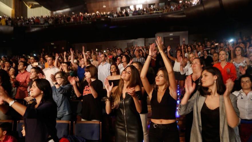 El auditorio, abarrotado, durante el concierto de Dani Martín el pasado jueves.