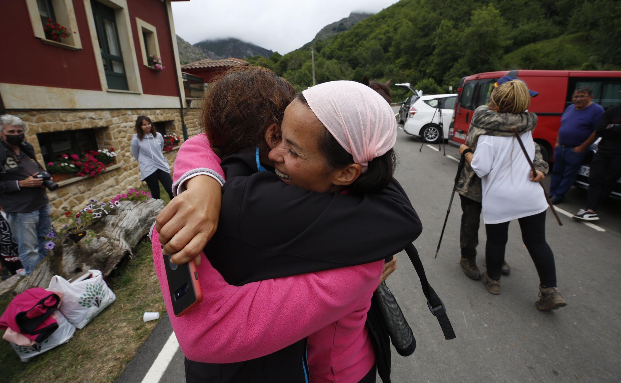 En imágenes: Así ha sido el rescate de las dos montañeras perdidas en Caso