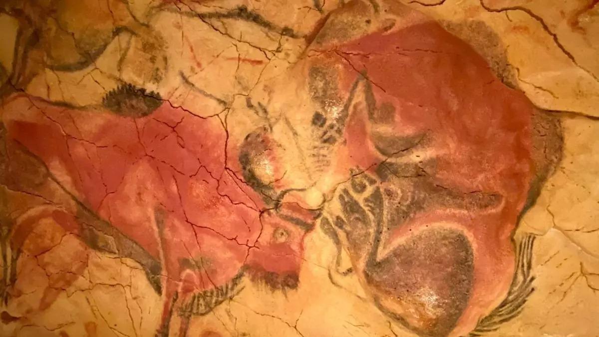 Bisontes prehistóricos en la Cueva de Altamira, símbolo del Origen de la Humanidad y Patrimonio Mundial de la UNESCO