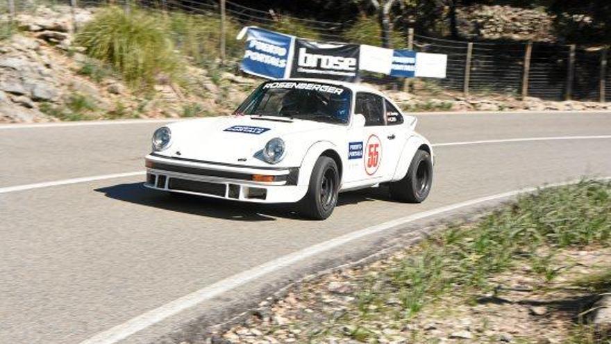 Gewinner der Rally Clásico 2018: Kris Rosenberg und Christina Ettel im Porsche 911