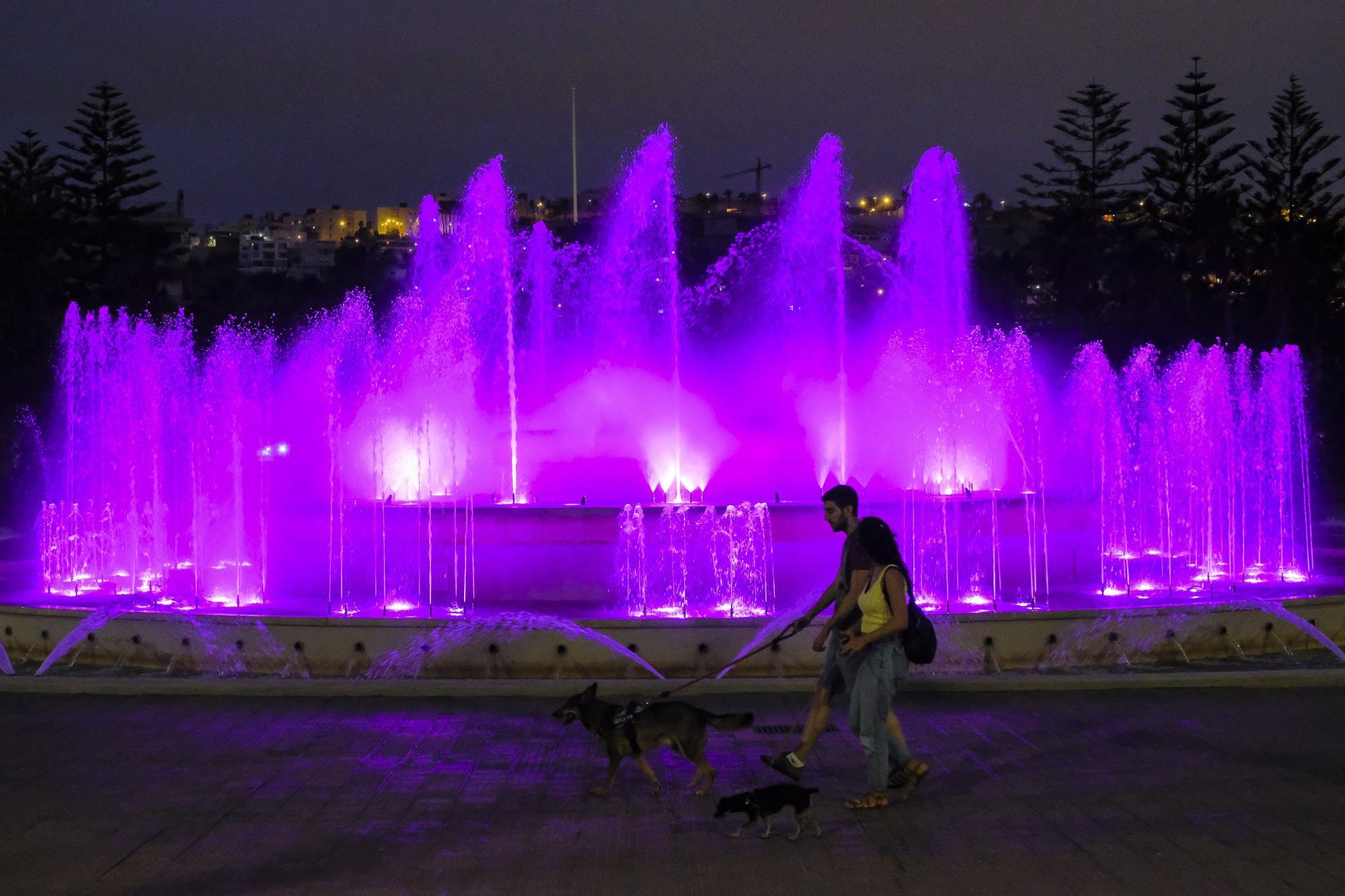 Espectáculo de luces en la Fuente Luminosa