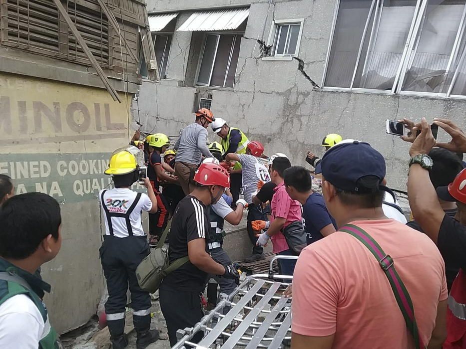 Al menos cuatro muertos por terremoto de 6,8 en el sur de Filipinas