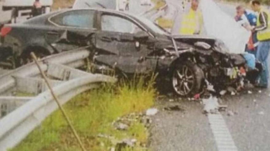 Imágenes que obran en el atestado del accidente registrado en junio de 2009 en la A-9 a la altura de Miño.