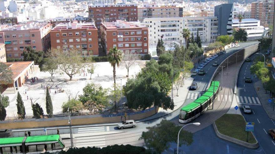 Una recreación de como quedaría el metro en su paso en superficie hasta el Hospital Civil.