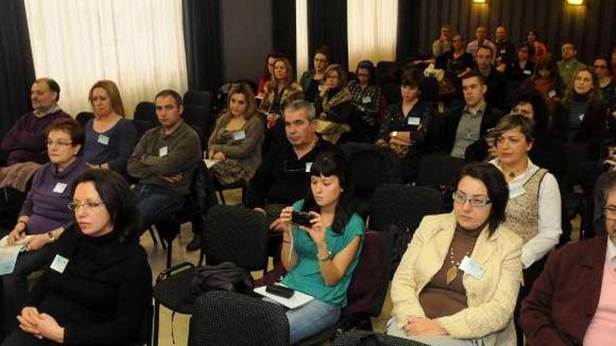 Asistentes, ayer, al I Congreso Galego de Naturopatía.  // Noé Parga