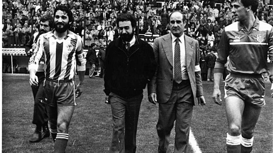 A la derecha, Redondo, Garci, Pepe Ortiz y Ruiz. 