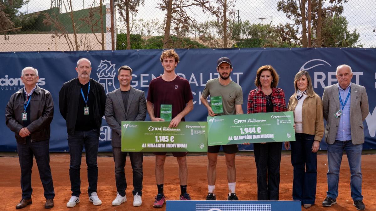El alicantino Sergi Pérez Contri venció al español Alejandro Juan Maño en un duelo muy igualado que se resolvió por 6-4 y 7-5.