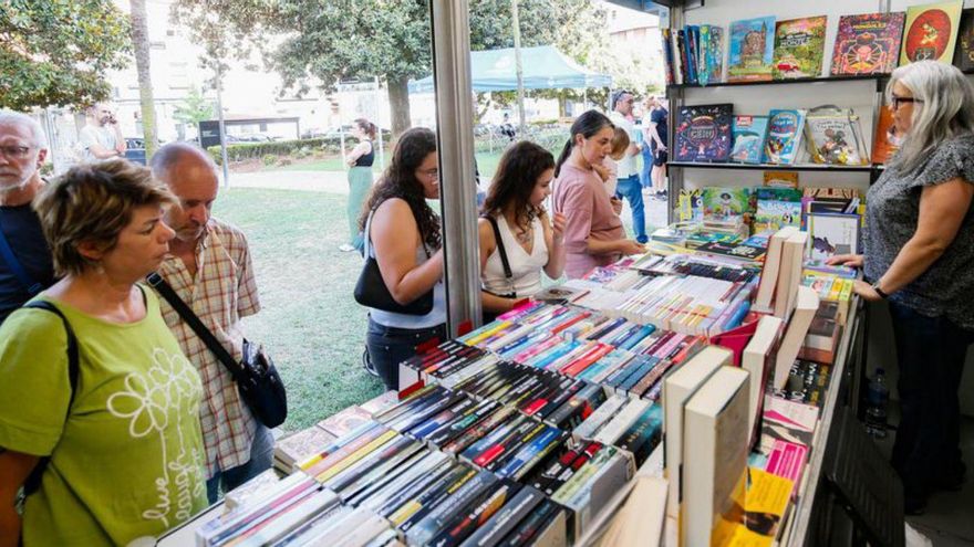 Arístedes Carrera y Alfonso Pexegueiro, protagonistas de la Feria del Libro de Ponteareas