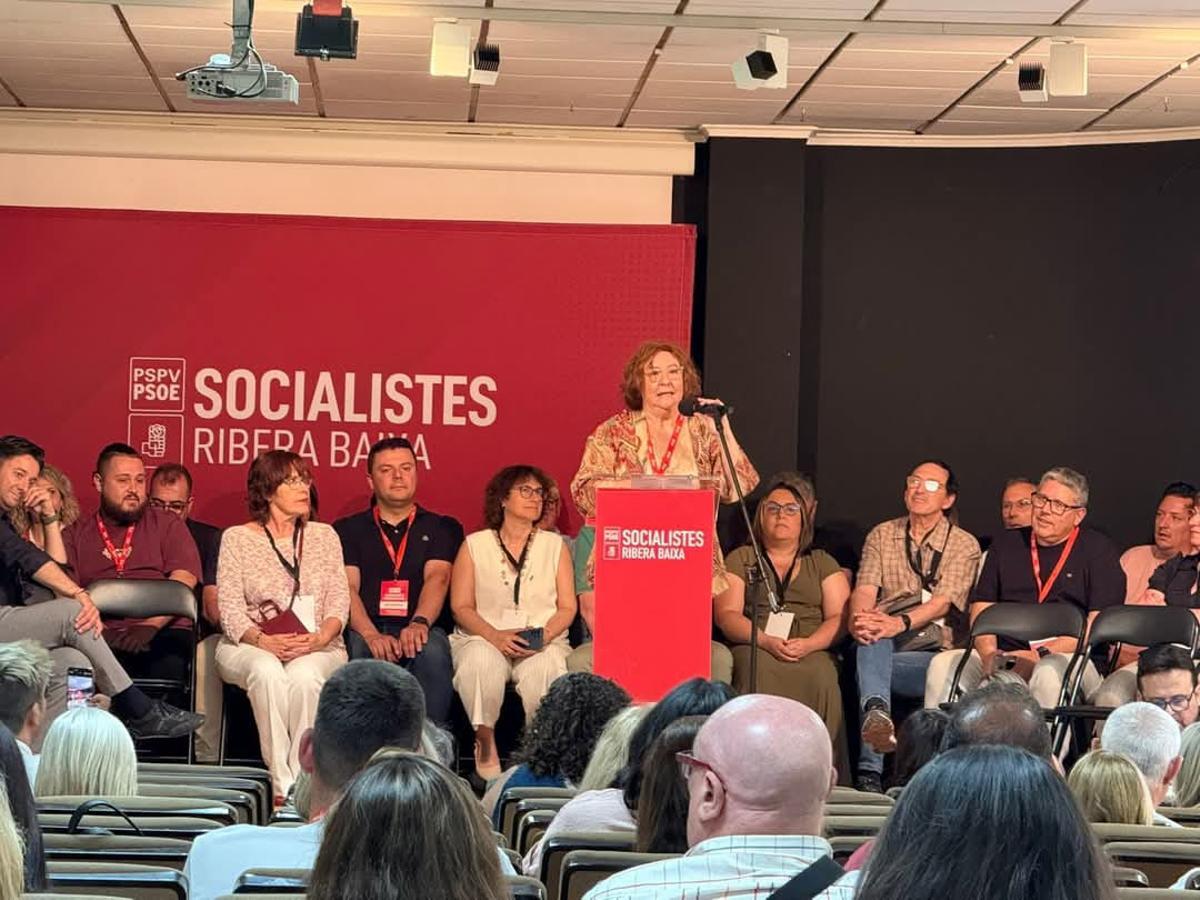 Manoli Egea, durante su intervención en el congreso celebrado en Sueca.