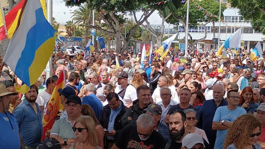 Manifestación polémica en Las Palmas de Gran Canaria con la inmigración como telón de fondo