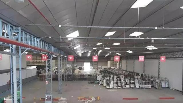 Las antiguas naves de Dia de Mallén donde Leapmotor ha instalado su planta de ensamblaje de baterías.