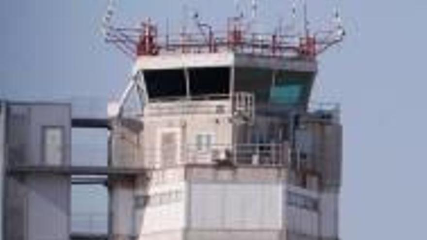 Torre de control a Vilobí d&#039;Onyar.