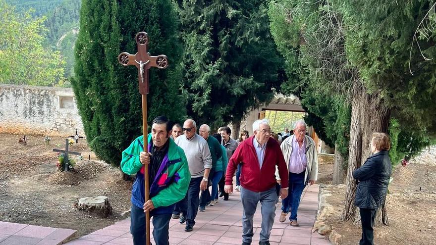 Imagen del cementerio de Villahermosa del Río.