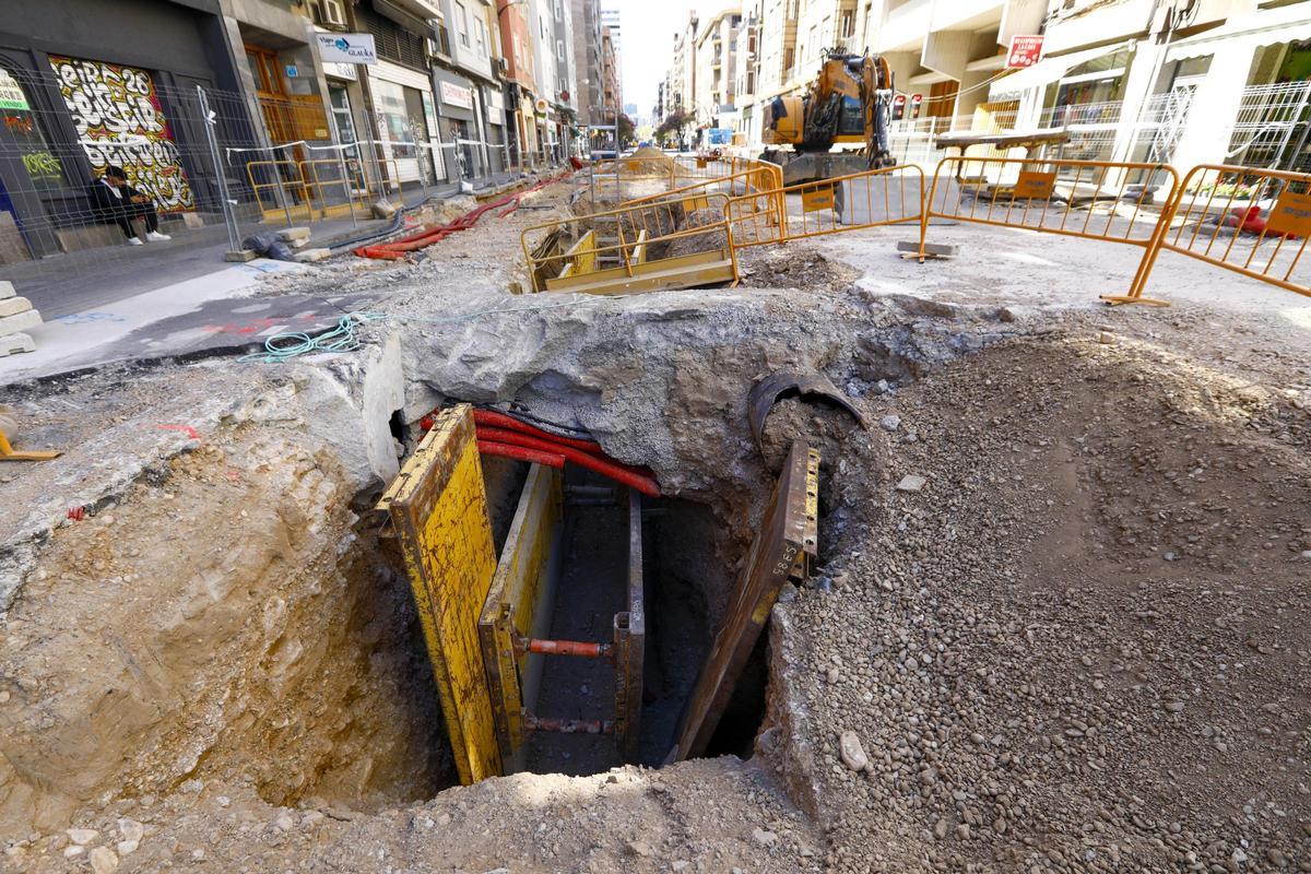 Estado de las obras en la avenida Valencia.