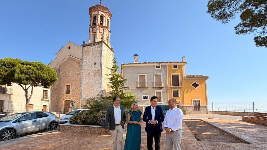 La Comunidad inicia las obras para revitalizar la Plaza del Castillo y reforzar el valor histórico del casco antiguo de Cehegín