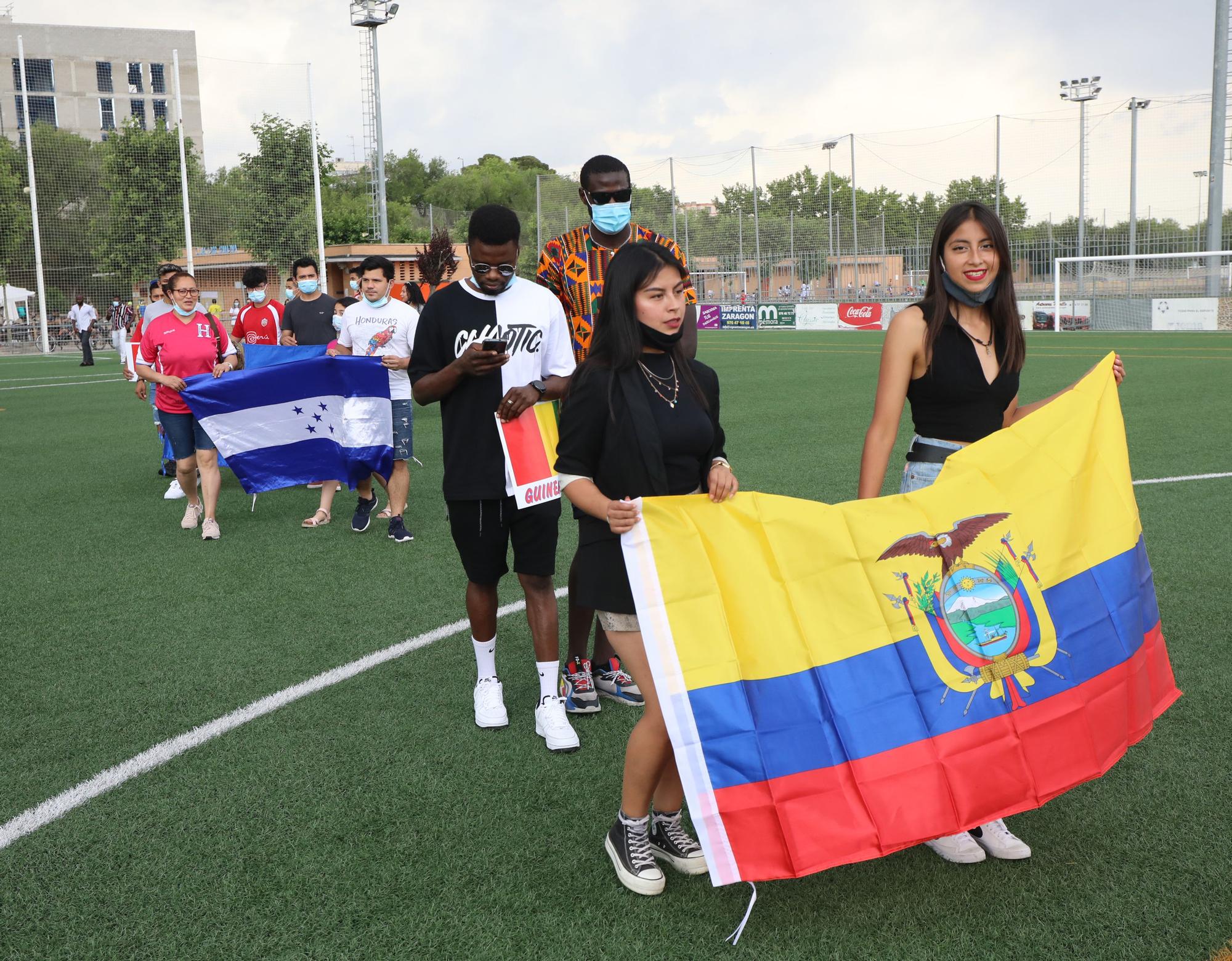 Mundialito de la Integración en el campo del Santo Domingo Juventud