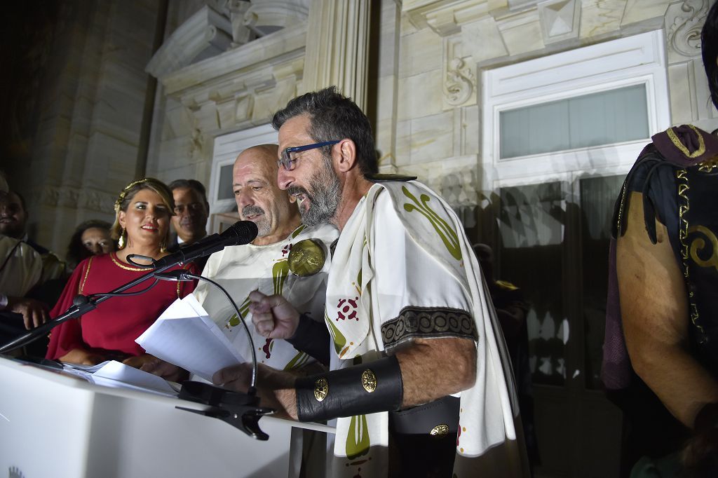 Encendido de fuego sagrado, pregón y apertura de campamento de Carthagineses y Romanos