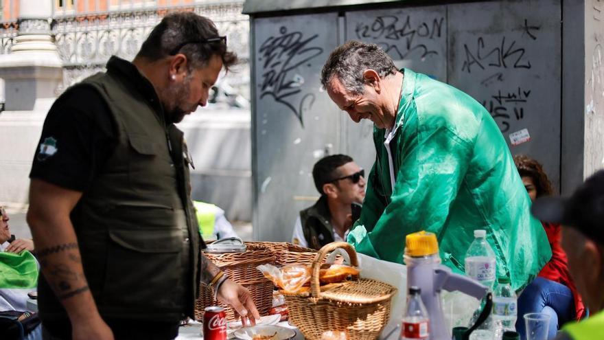 APAG Extremadura Asaja exige en Madrid medidas urgentes por la subida del gasóleo y los fertilizantes