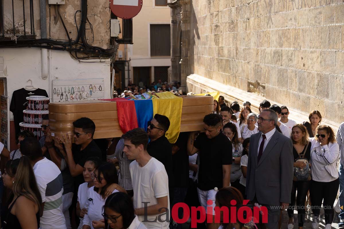 Imágenes del funeral en Caravaca de algunas de las víctimas del incendio en las discotecas de Murcia