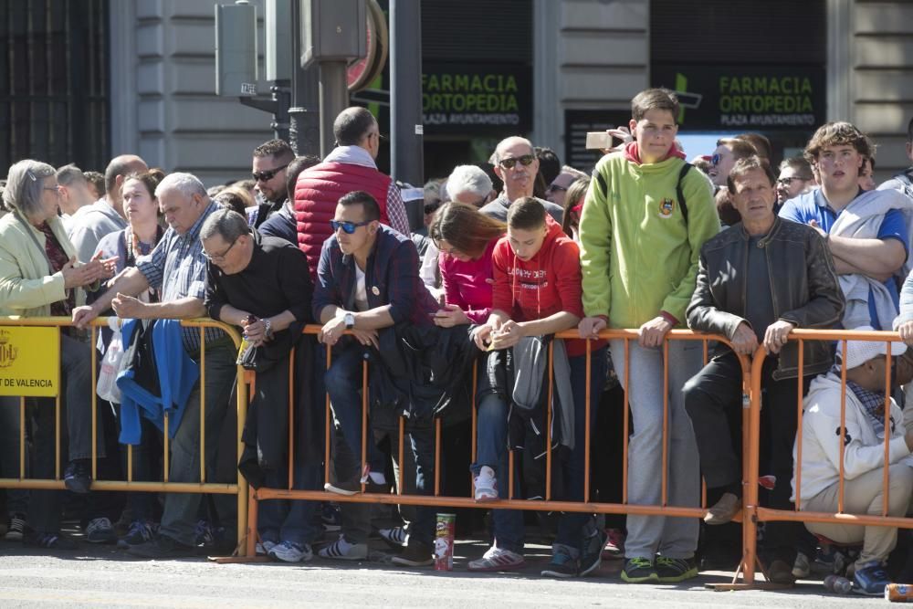 Búscate en la mascletà del 11 de marzo