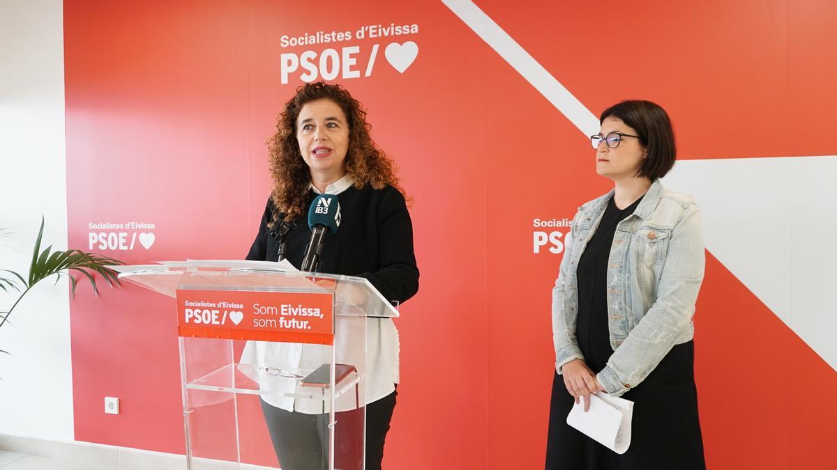 Pilar Costa e Irantzu Fernández durante la rueda de prensa.
