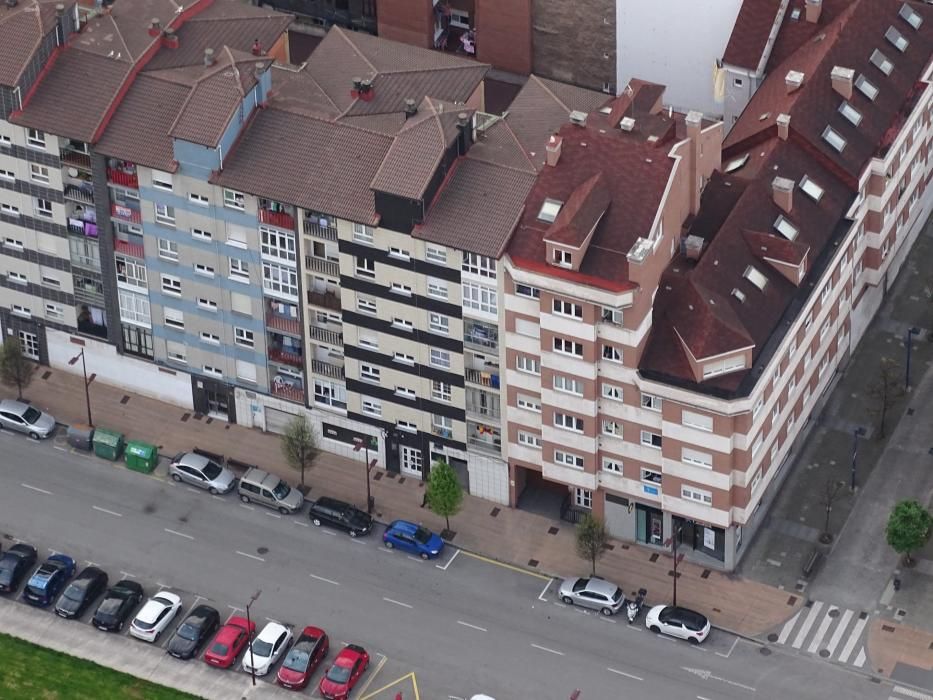 Gijón desde el aire y en cuarentena