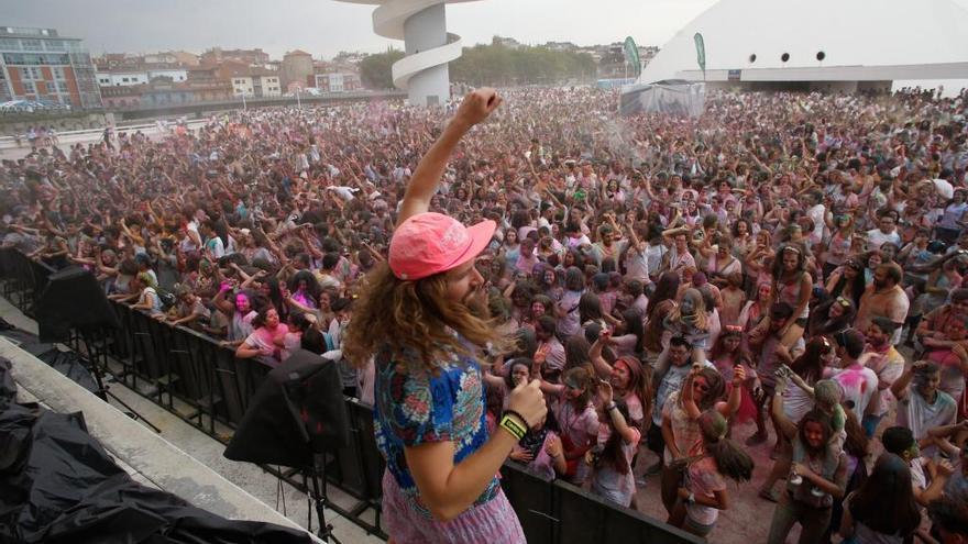 Un momento de la celebración de la &quot;Holi Party&quot; del año pasado.