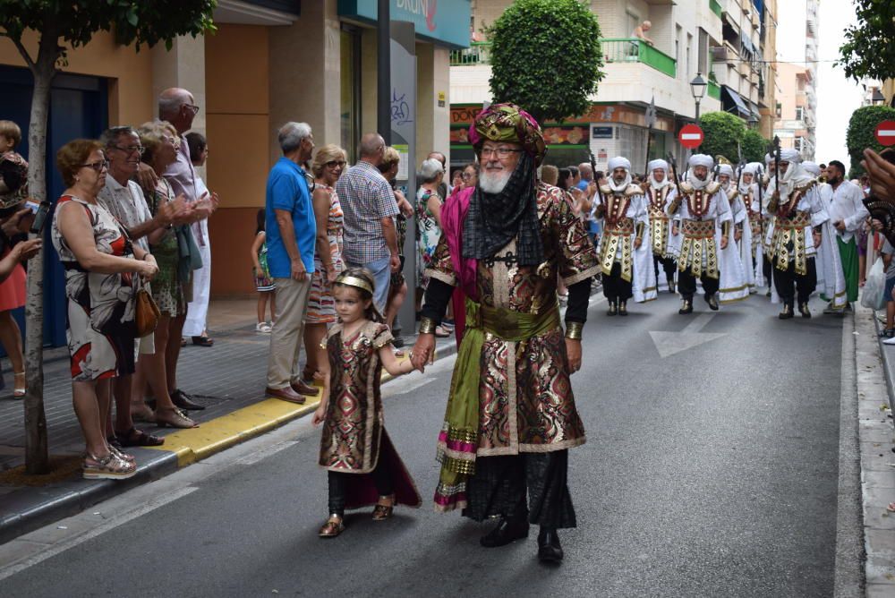 La Vila vibra en la presentación de cargos festeros.