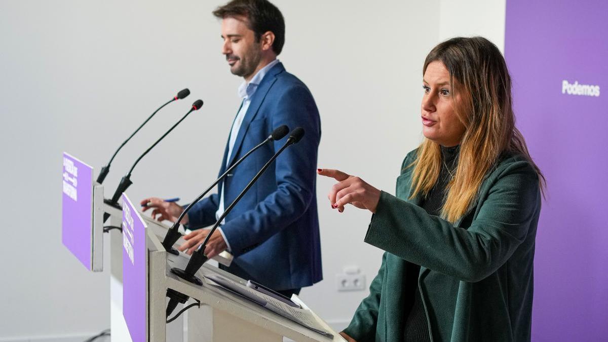 Alejandra Jacinto y Javier Sánchez Serna durante una rueda de prensa de Unidas Podemos la semana pasada.