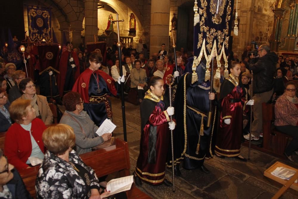 El pregón de Jesús Graña y las Marchas Procesionarias inuguran el preámbulo de la Semana Santa canguesa